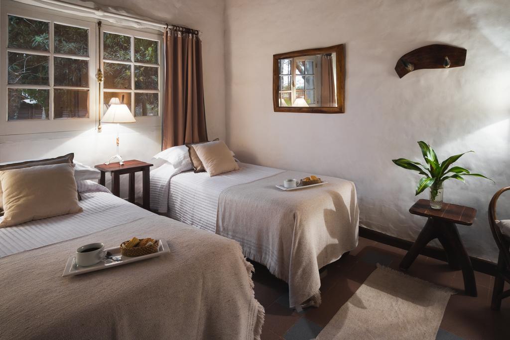 Nande Reta Hotel Colonia Carlos Pellegrini  Phòng bức ảnh